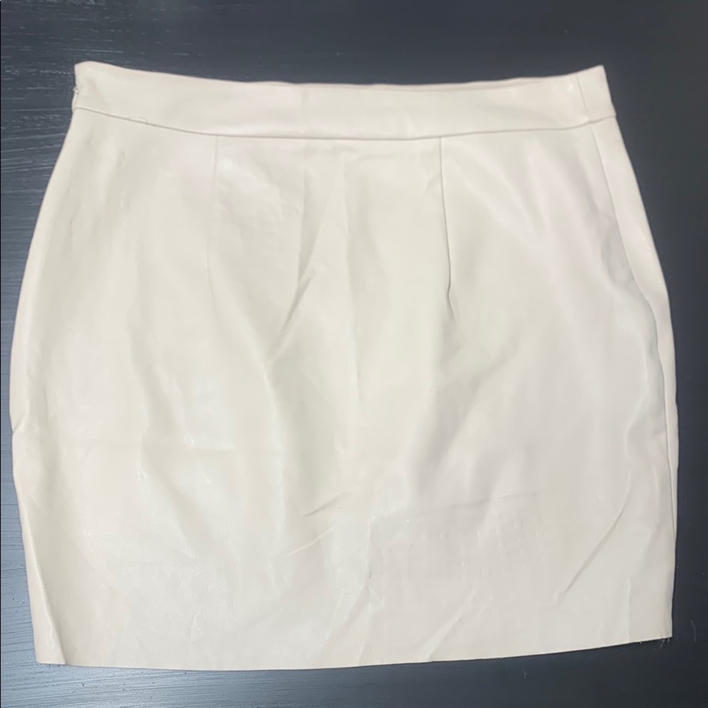 Express Tan Pleated Pencil Mini Skirt For Casual Wear View 6